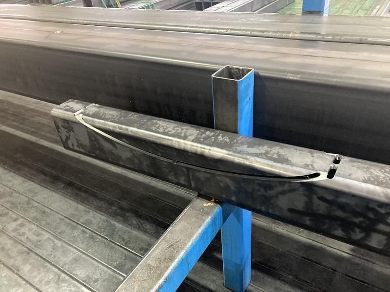 金属の切り欠き加工とは？加工方法や精度を高めるポイント | 鋼管パイプ加工の総合技術商社 宮脇鋼管株式会社
